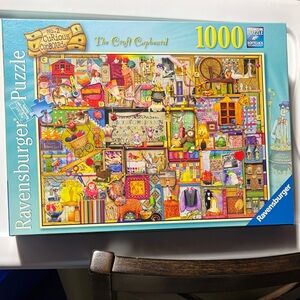 Ravensburger Vibrant Craft Cupboard Puzzle - Blue Frame